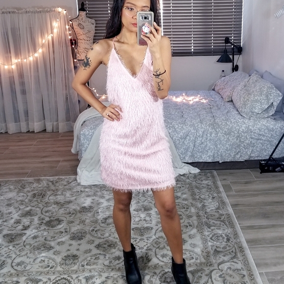 KAECY'S Dresses & Skirts - 🏷🚨Last 1🚨 Fluffy Mini Dress with Open Back